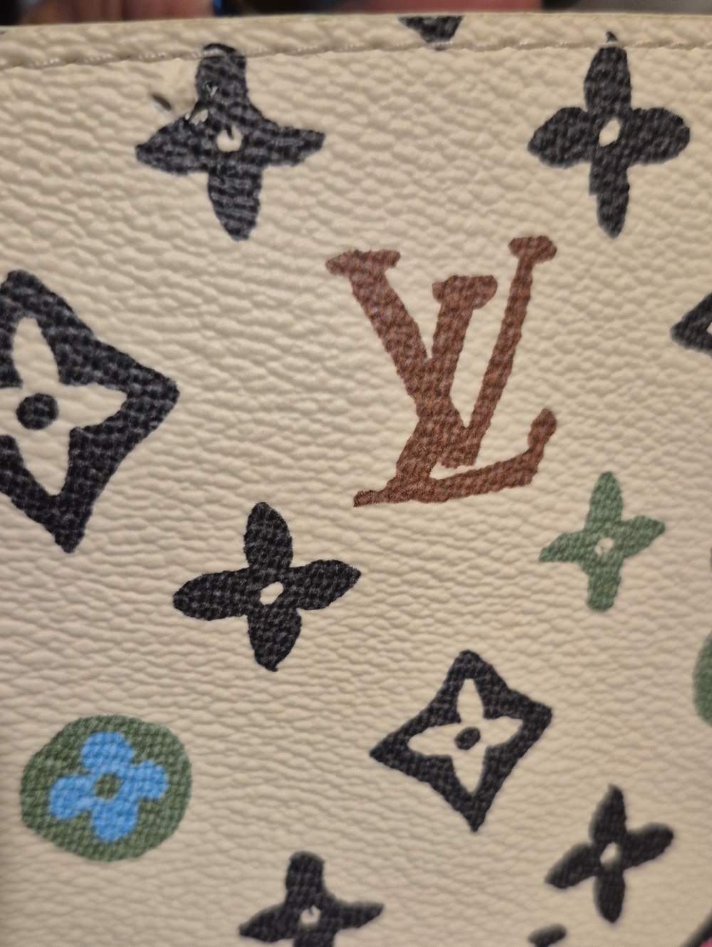 Louis Vuitton X Tyler the Creator 2024 Craggy Vanilla Sac Plat - Picture 14 of 16